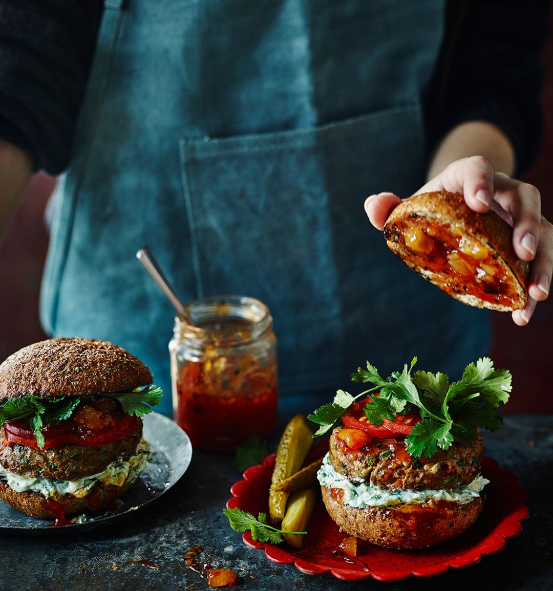 Spicy Indian lamb burger