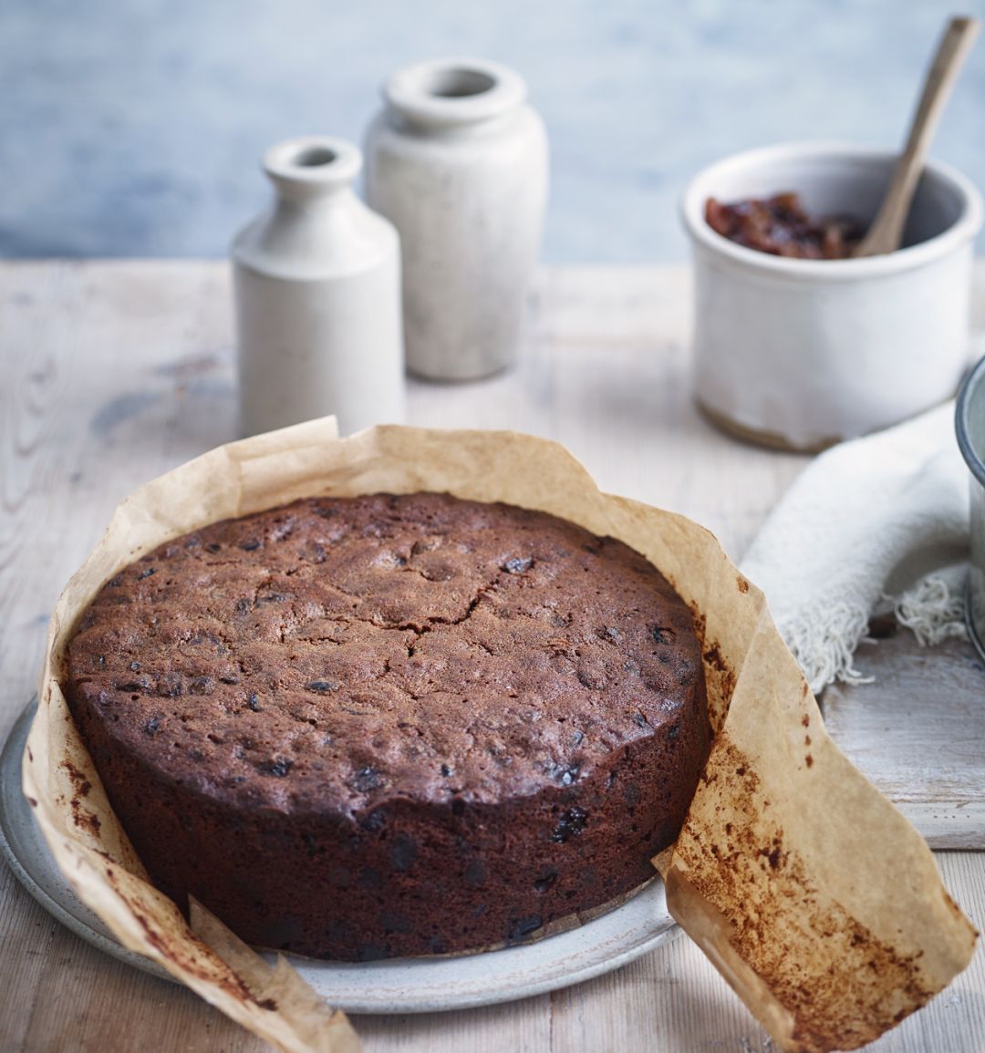 Mulled wine Christmas cake