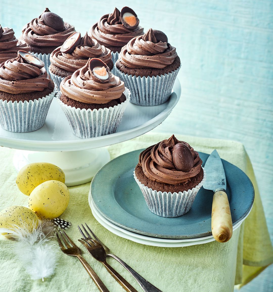 Creme Egg cupcakes  