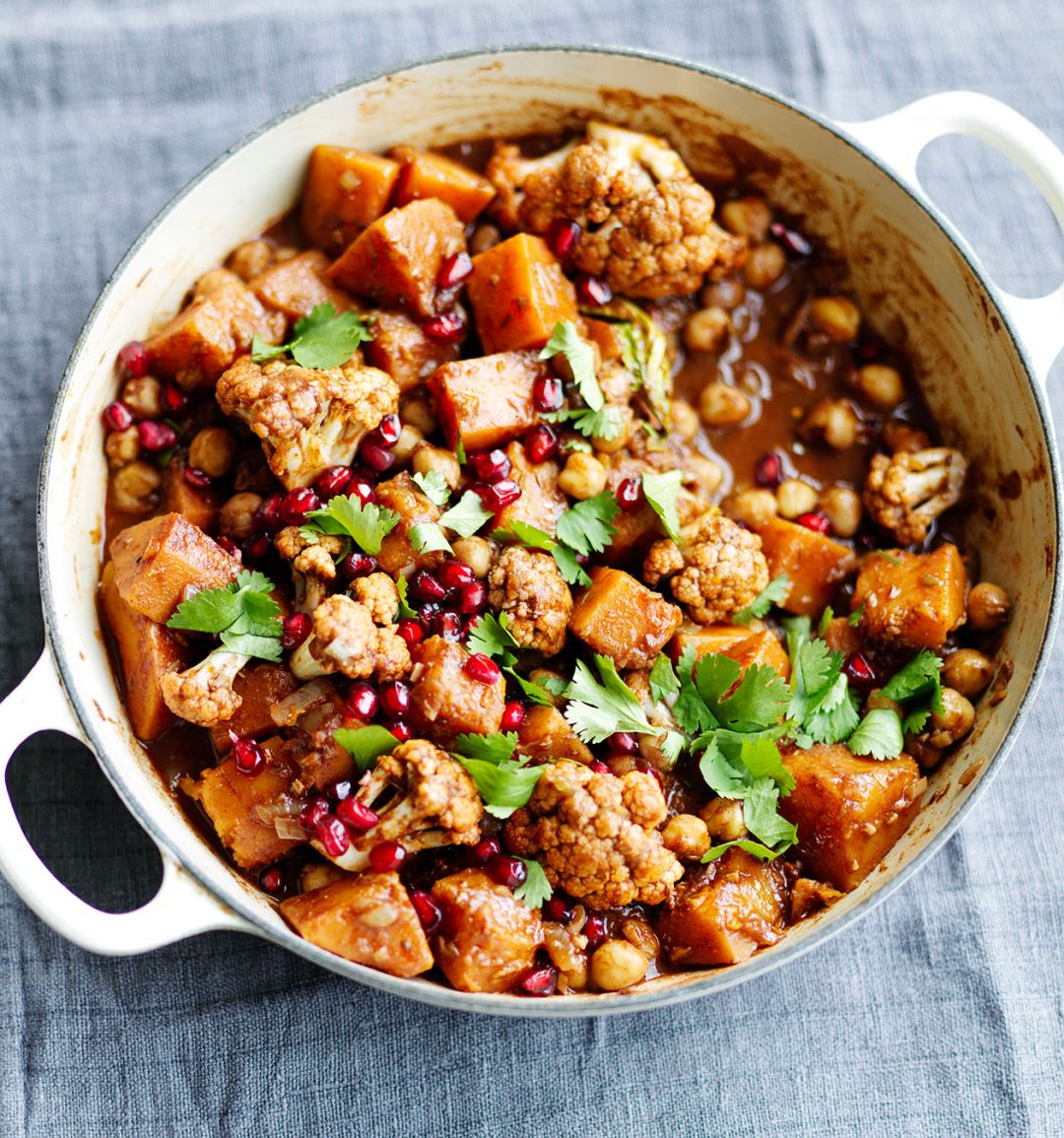 Chickpea, cauliflower and squash curry