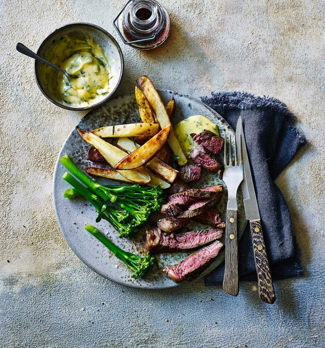 Soy-butter steak with béarnaise sauce