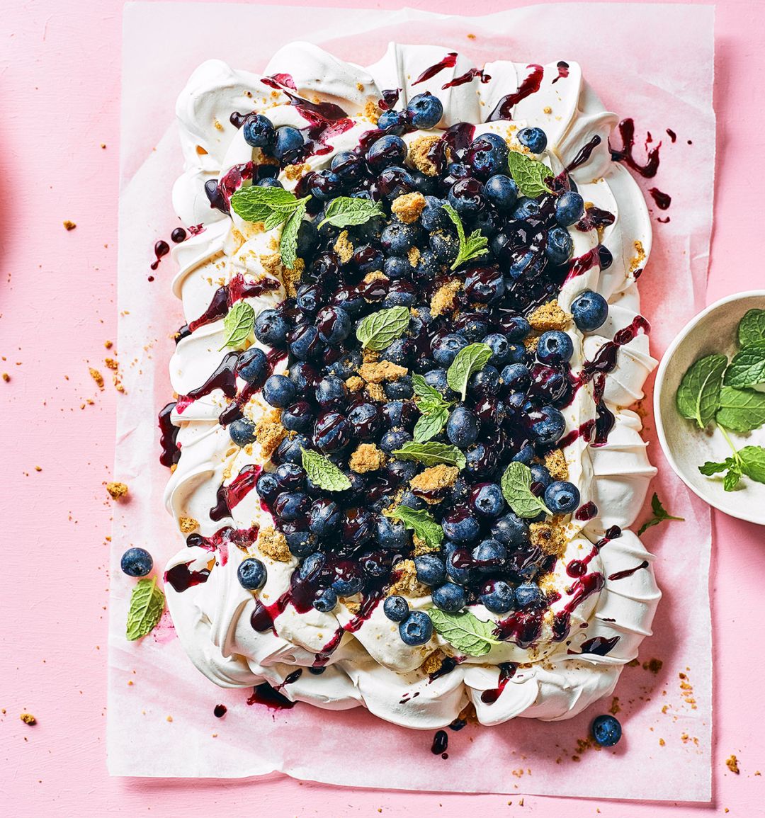 Blueberry cheesecake pavlova 