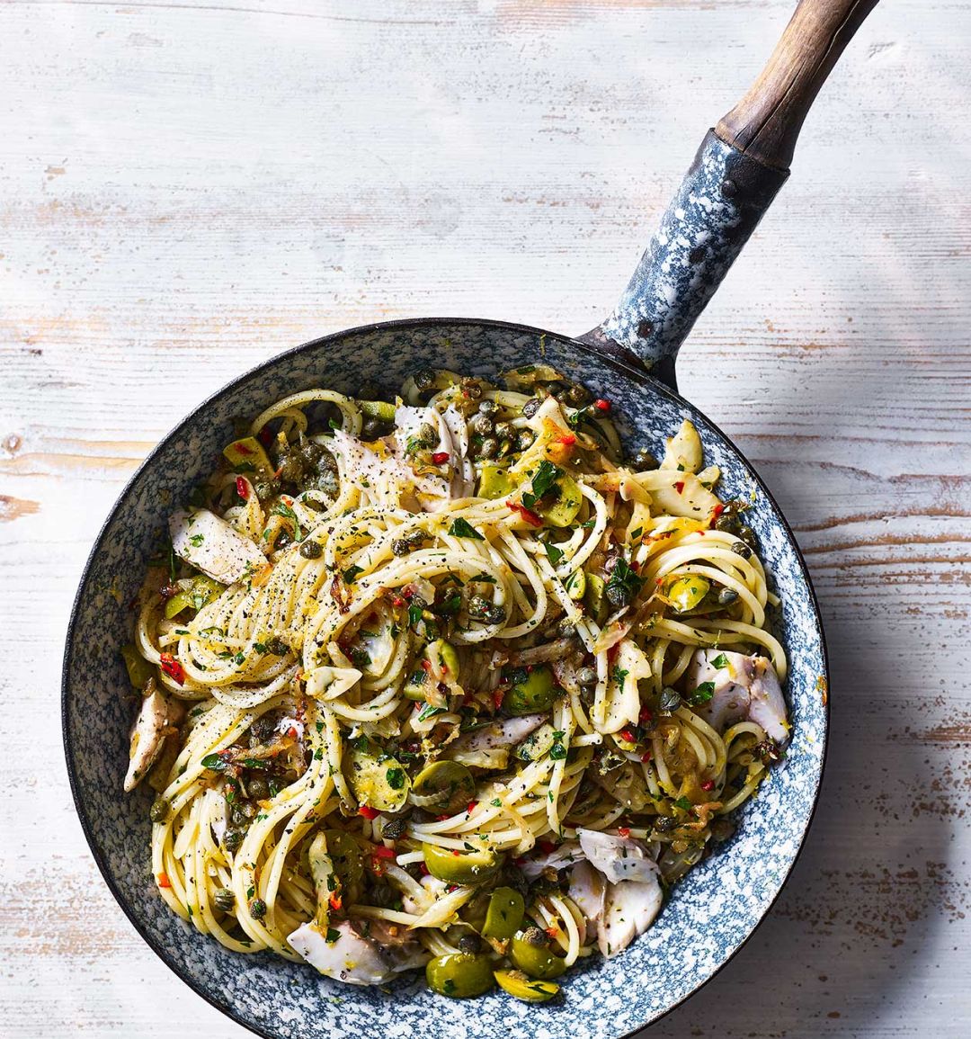 Mackerel, fennel and olive spaghetti