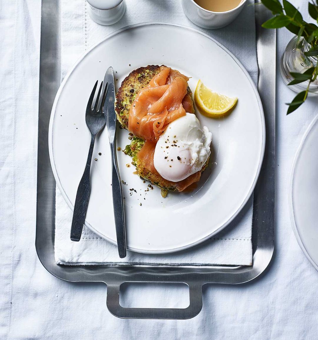 Lazy Sunday morning bubble and squeak cakes
