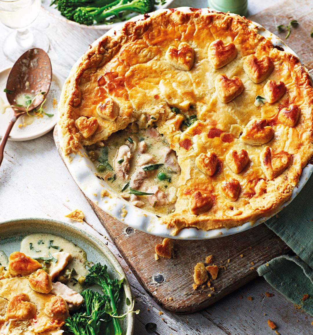 Herby spring chicken pie