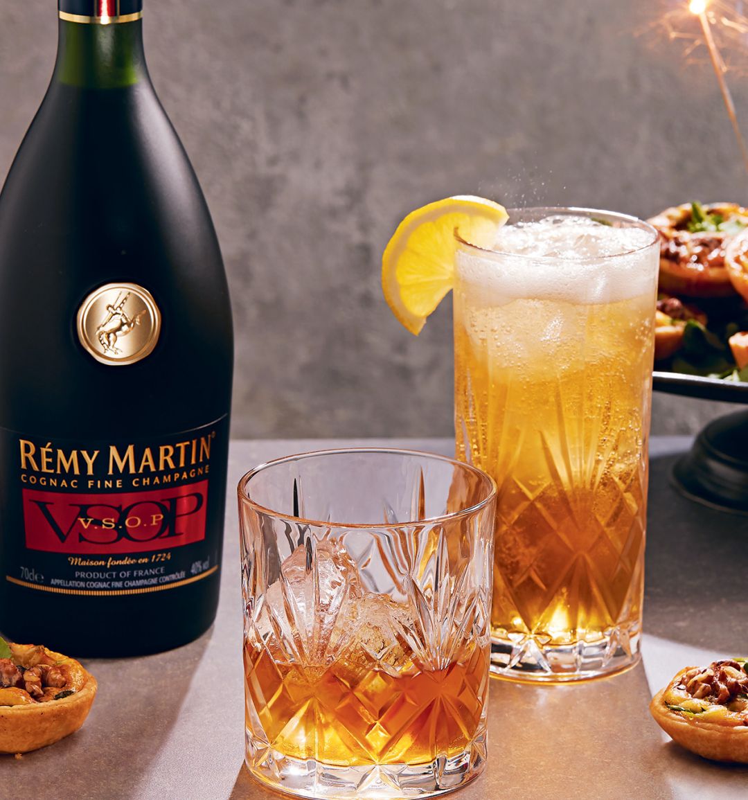 Sponsored: Gorgonzola tarts served with Rémy Martin drinks
