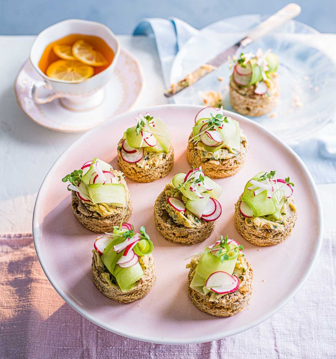 Savoury rye scones with anchovy butter