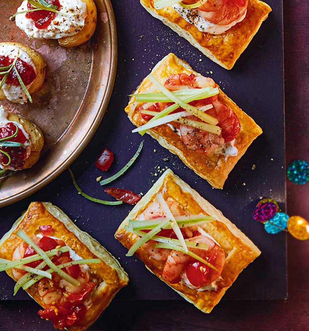 Bloody Mary prawn tarts 