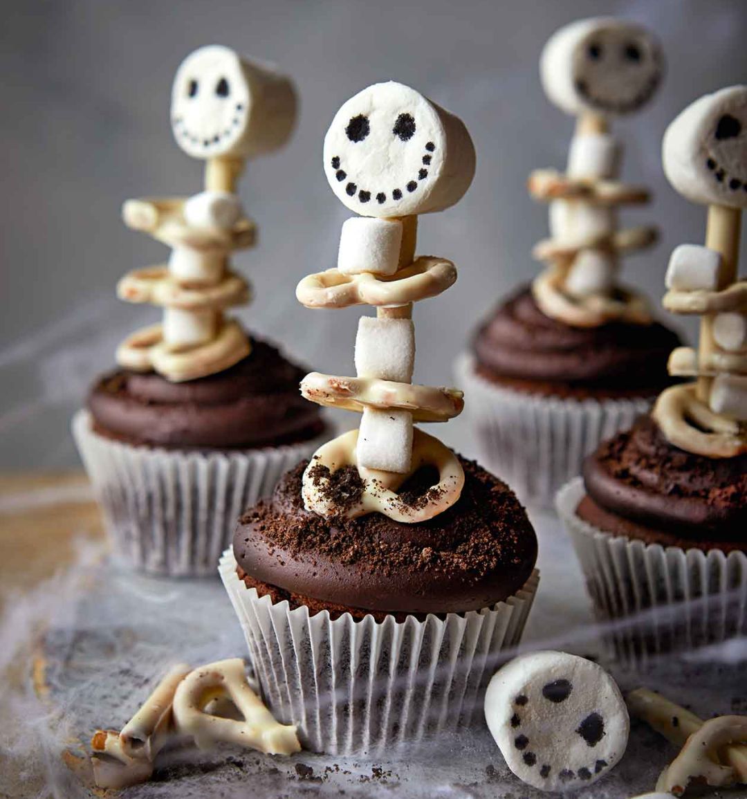 Skeleton cupcakes
