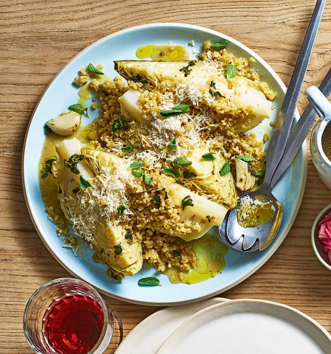 Za'tar braised cabbage with bulgur wheat