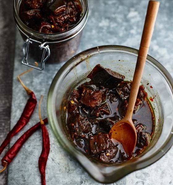Sri Lankan aubergine chutney