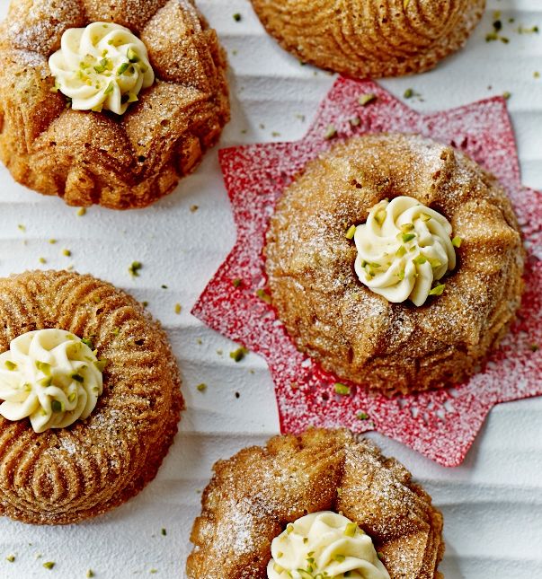 Mini orange, pistachio and Cointreau Kugelhopf