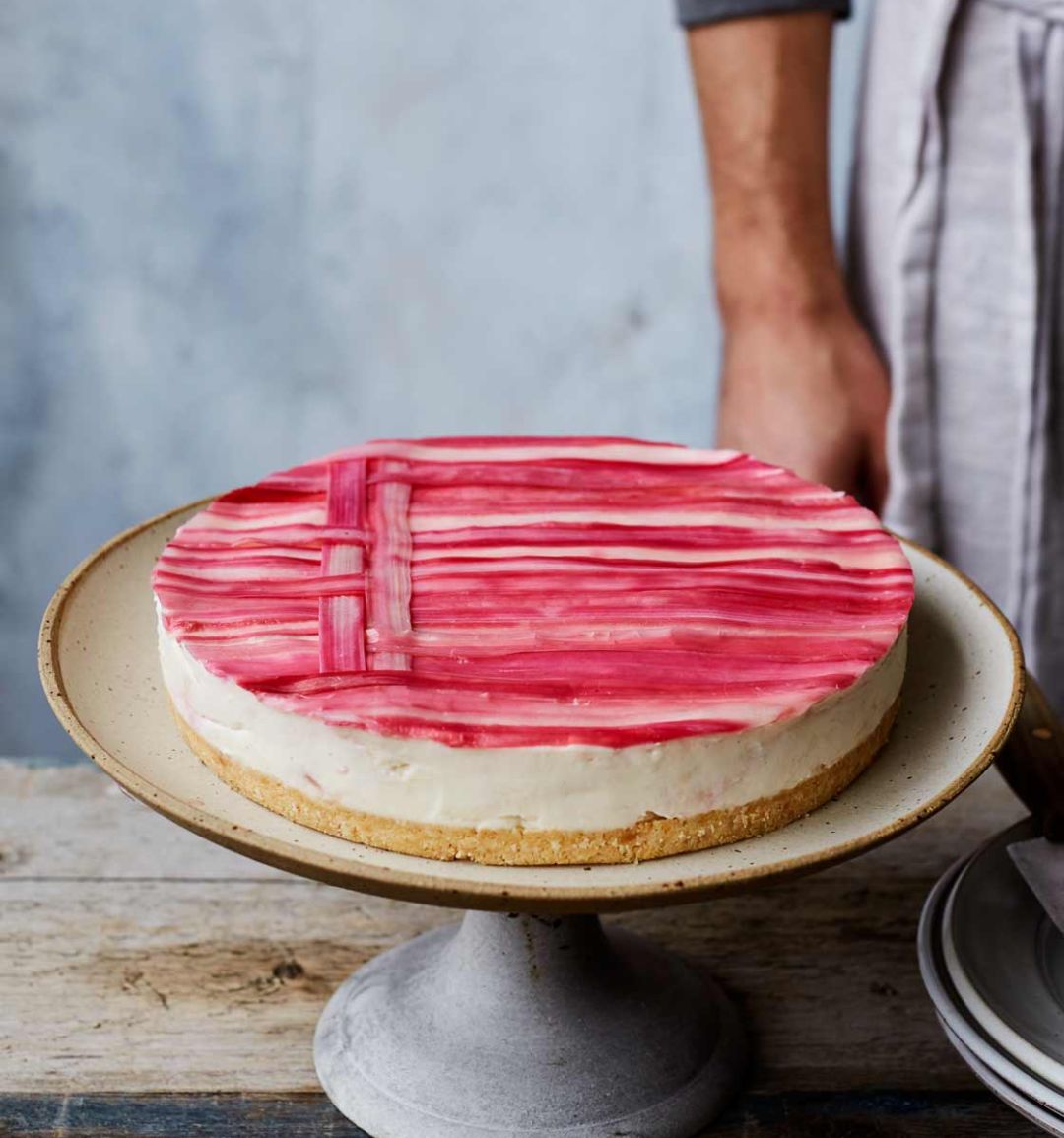 Rhubarb and custard cheesecake