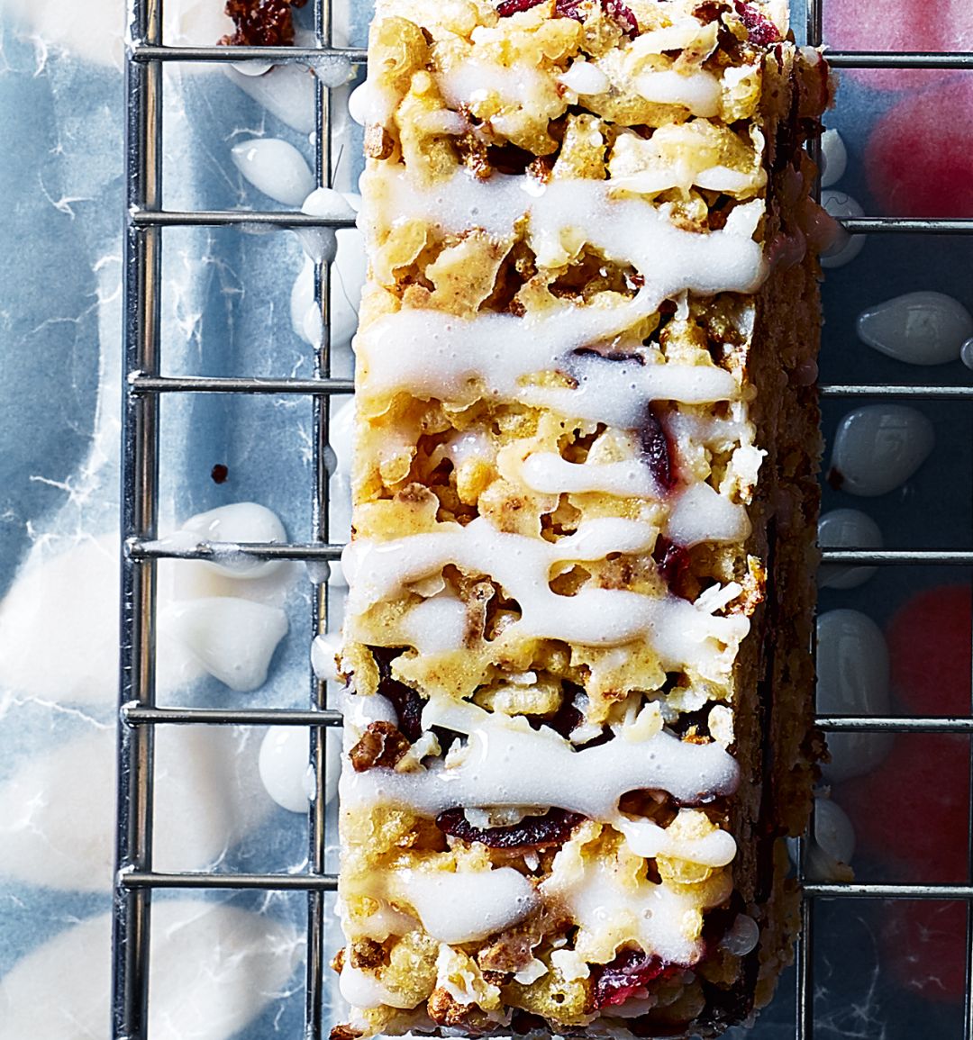 Berry coconut bar