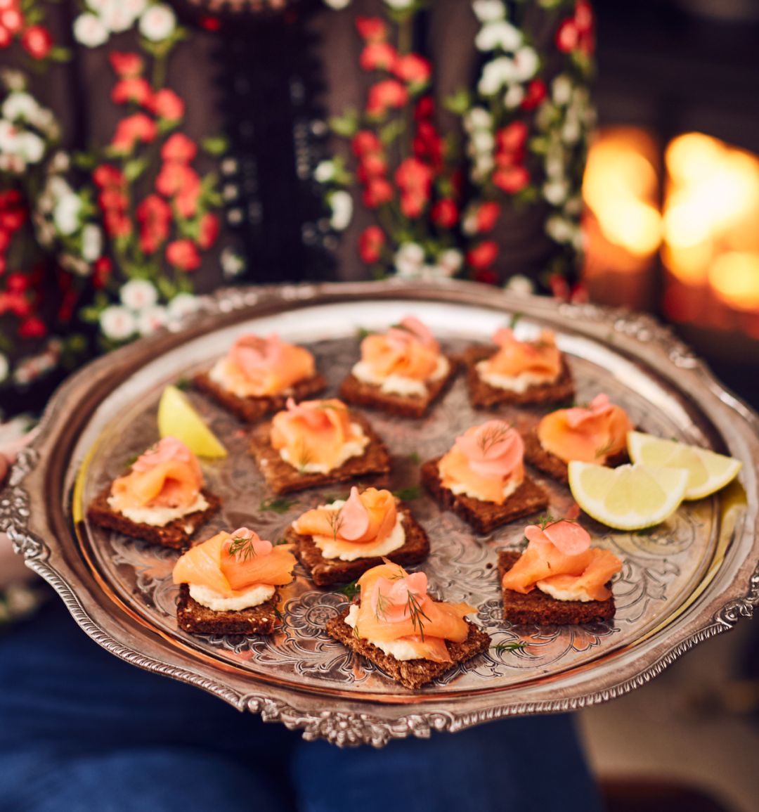 Smoked salmon on rye with quick pickled juniper radishes