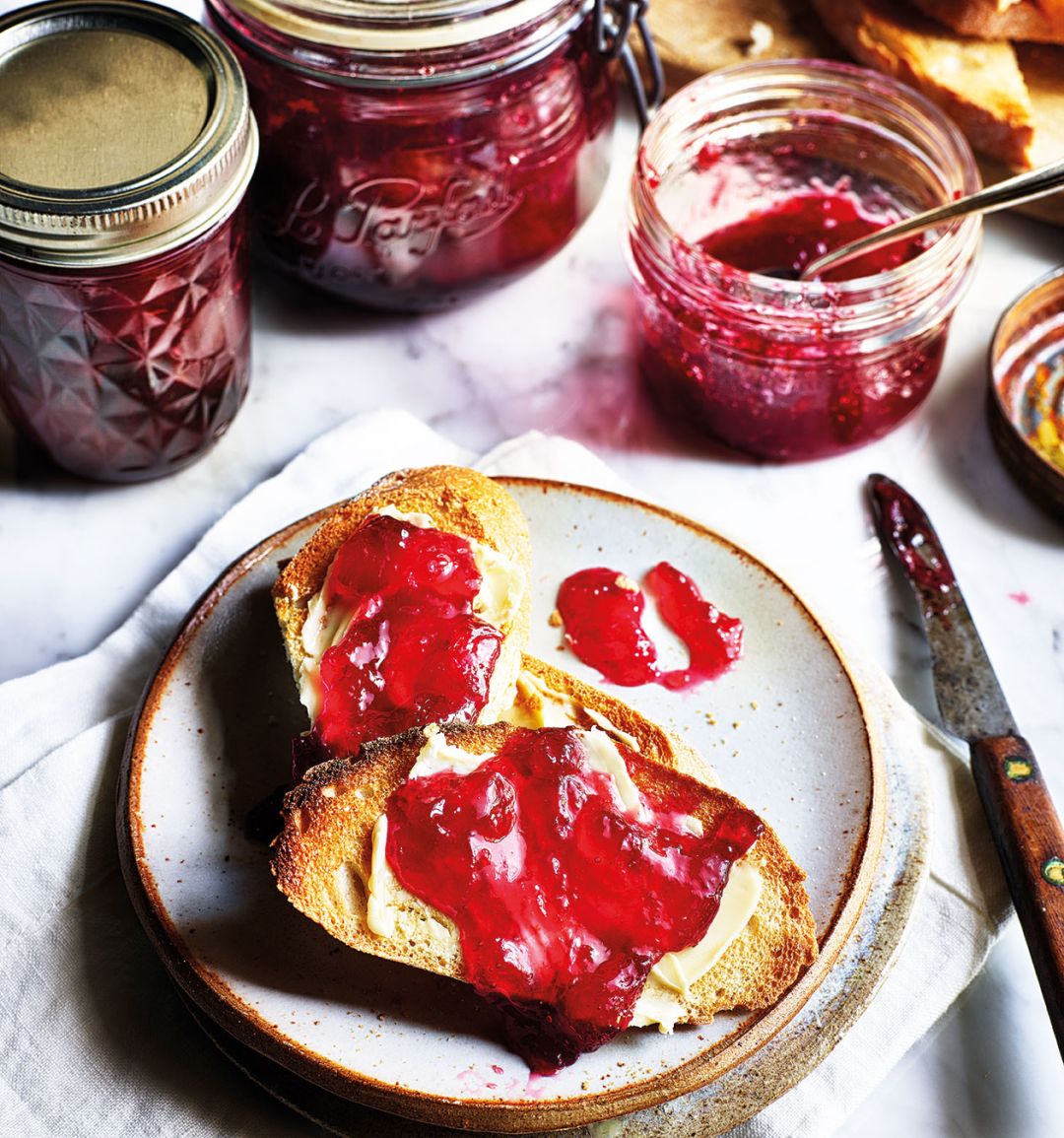 Plum and bay jam