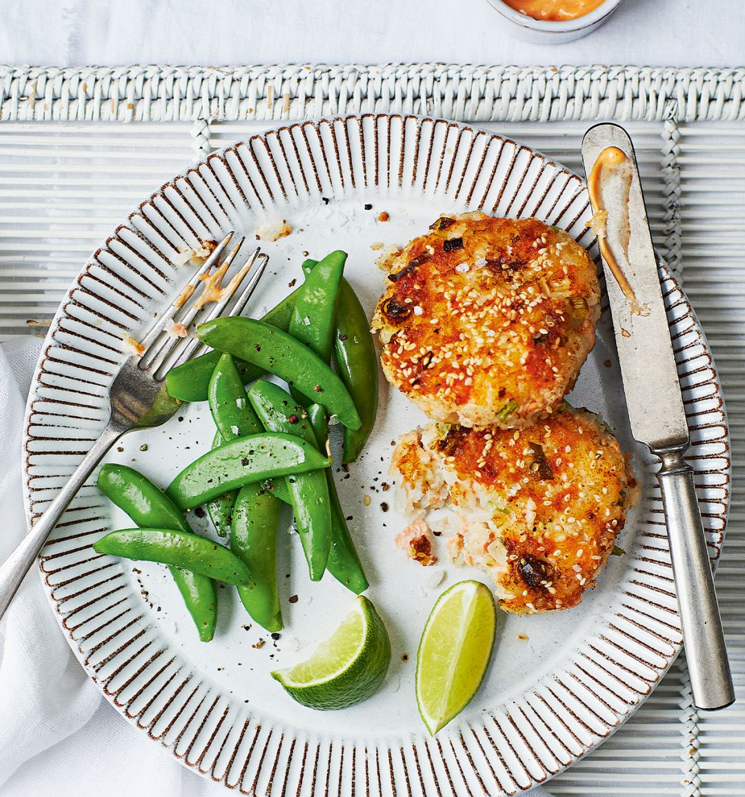 Sesame salmon fishcakes