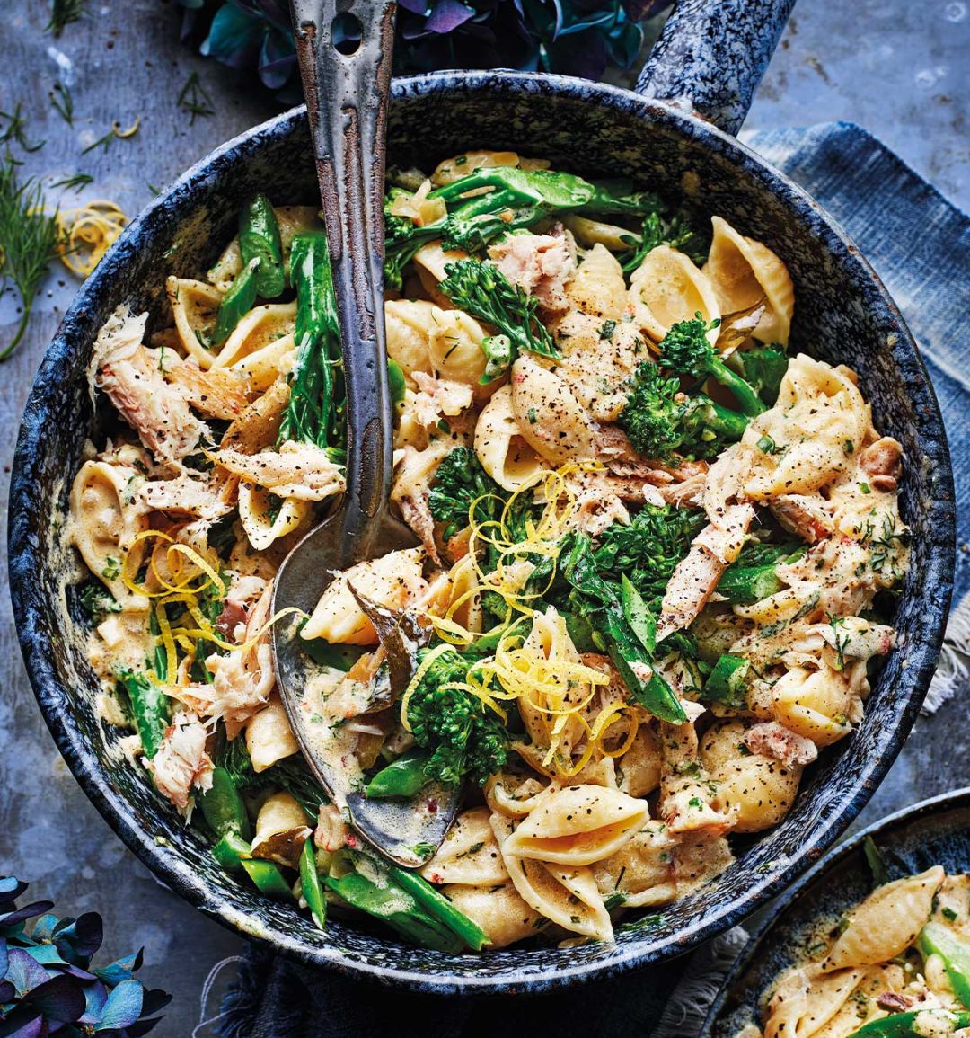 Mackerel and broccoli pasta