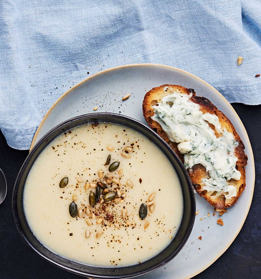 Cauliflower and pear soup with blue-cheese toasts