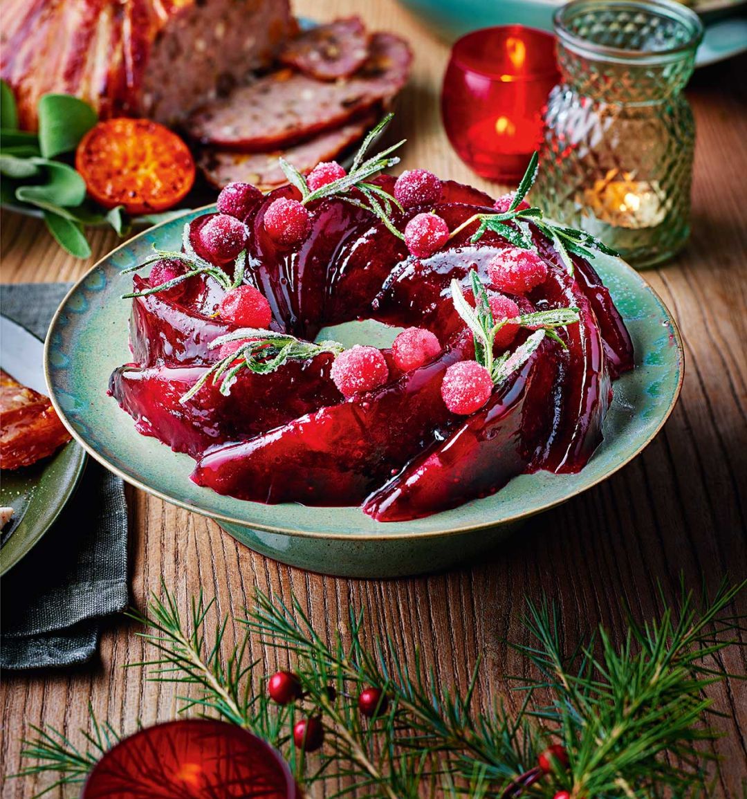 Spiced cranberry crown 