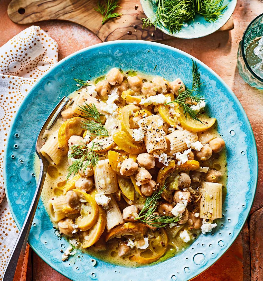 Courgette and feta pasta e ceci