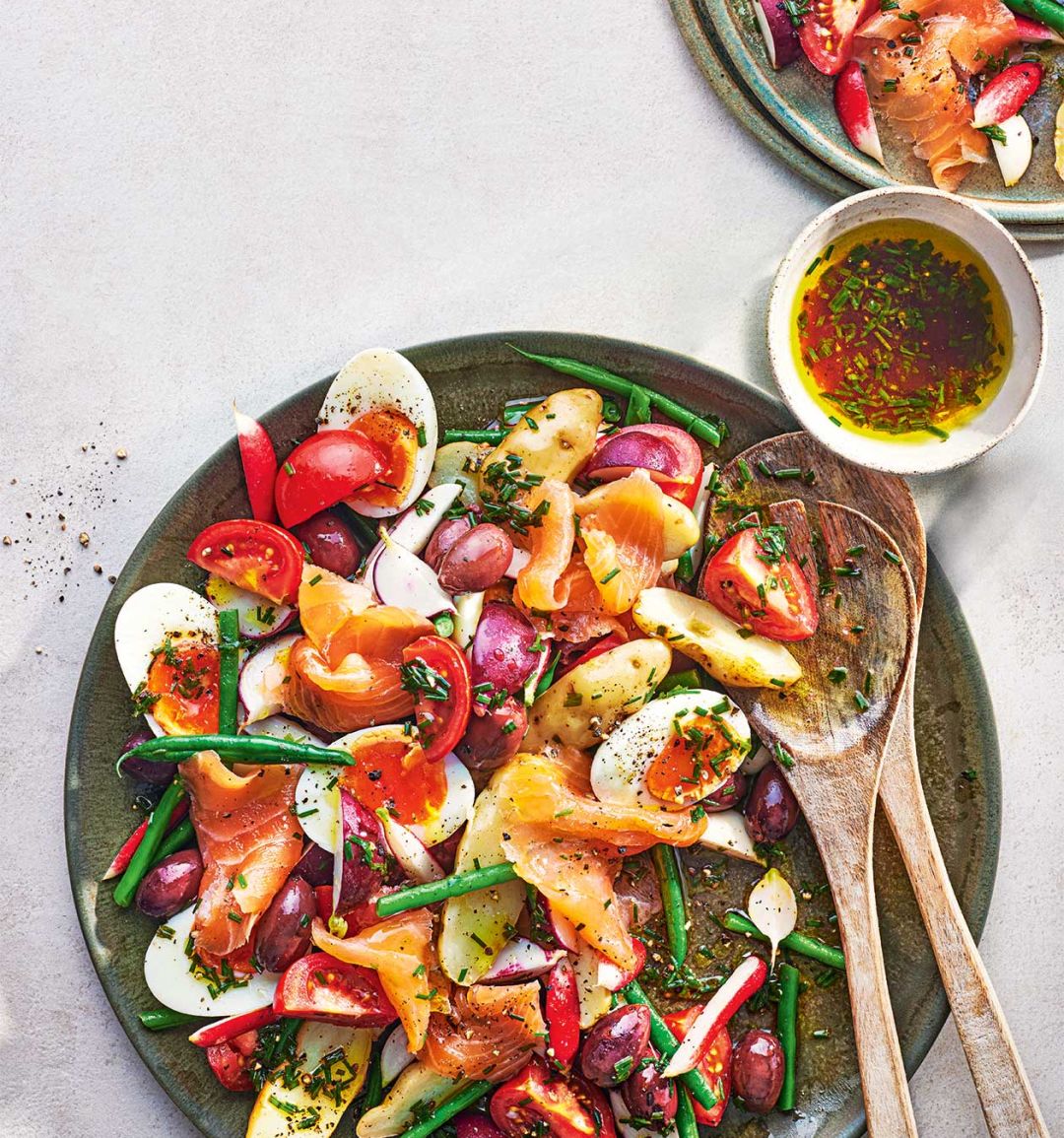 Smoked salmon niçoise