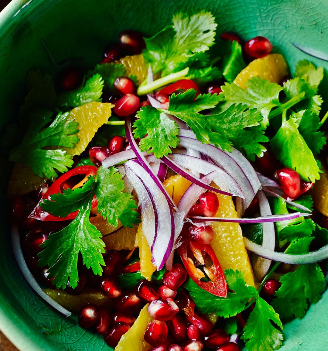 Red onion, orange and pomegranate salad