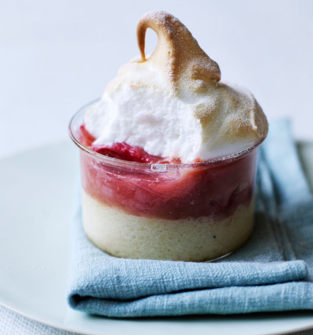 Rhubarb toasted marshmallow puddings