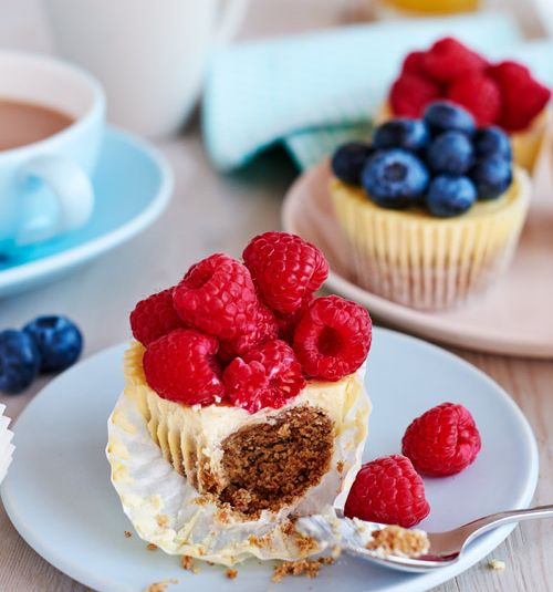 Low-fat cheesecake breakfast muffins