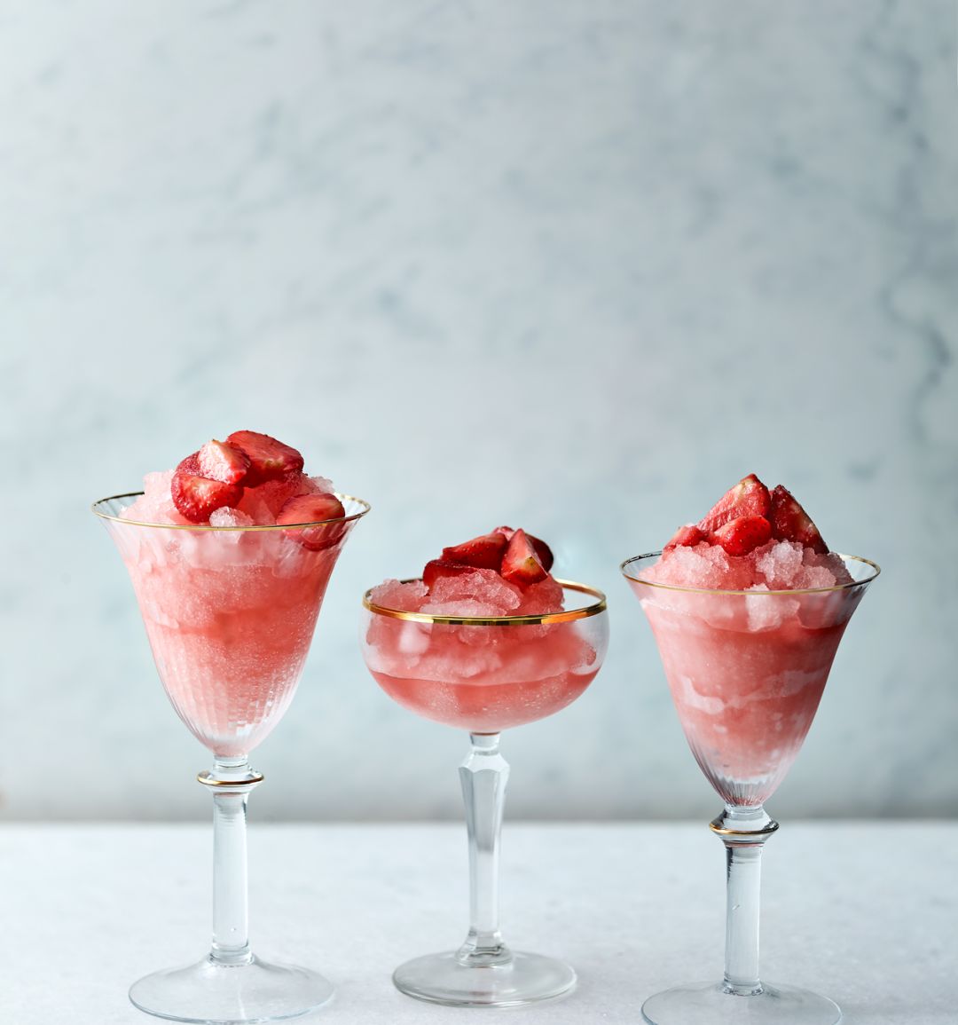 Strawberry frosé