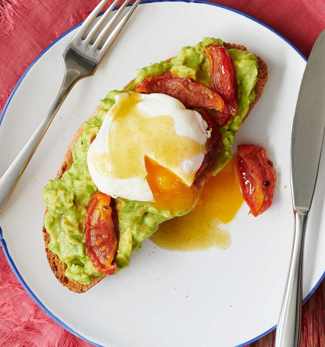 Avocado toast with poached egg and Tabasco