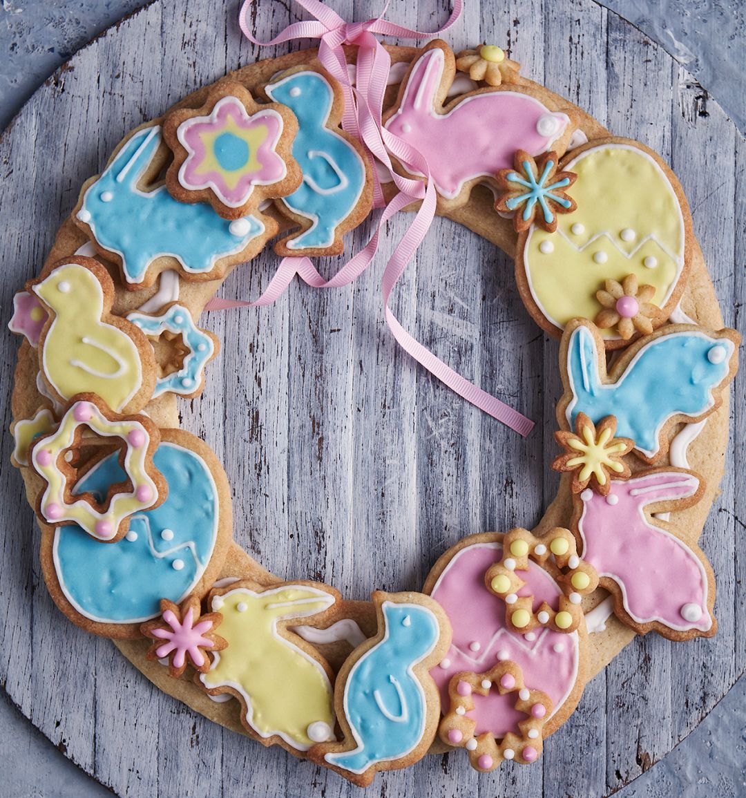 Easter biscuit wreath