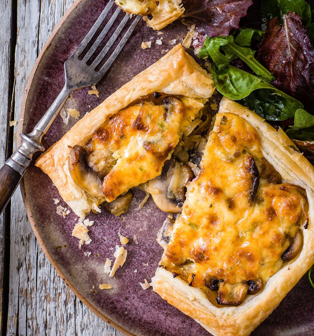 Mushroom, caramelised onion and Gruyère tarts