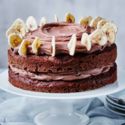 Reduced-sugar chocolate and banana cake