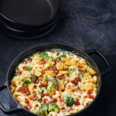 Stove-top mac and cheese with pancetta crumbs