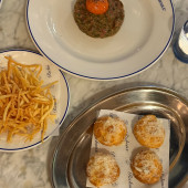 Taking Orders: Richoux