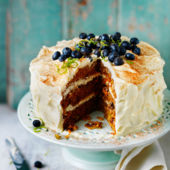 Carrot and pistachio cake