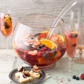 Summer fruit tea fizz