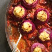 Provençal stuffed onions