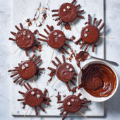 Spooky spider apples