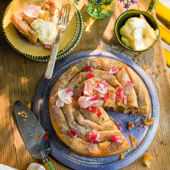 Almond and strawberry m'hencha  