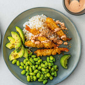 Tempura prawns and sushi rice bowl