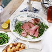 Rare roast beef with mustard and garlic soured cream