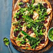 Spring veg spelt pizza
