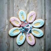 Ballet shoe biscuits