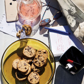 Salted butter and chocolate chunk shortbread 