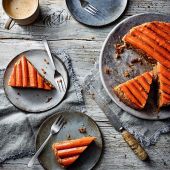 Upside-down carrot cake