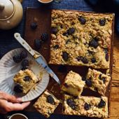 Bramble streusel cake