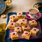 Jammie Dodger blondies  