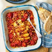 Hasselback halloumi bake